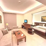 King Suites Hotel