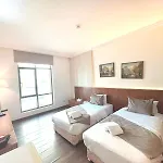 King Suites Hotel