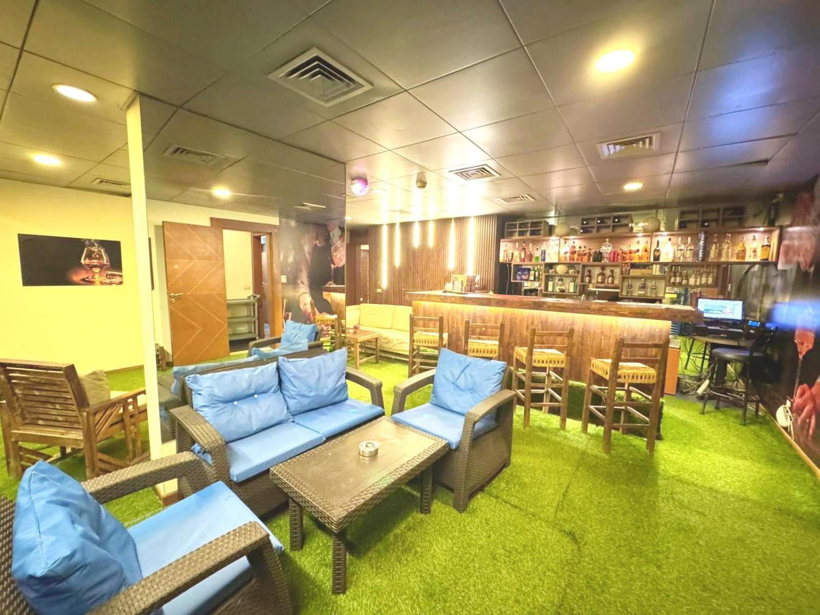 King Hotel